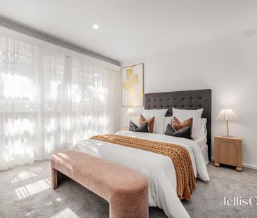 Move-in Ready with Style and Space - Photo 4