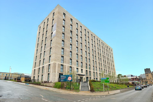 Cow Green, Halifax - Photo 1