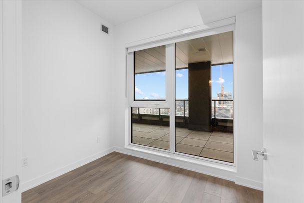 For Lease - 1007 The Queensway N/A Unit# 611, Toronto, Ontario - Photo 1