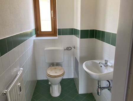 Lichtdurchflutete 3-Zimmer-Wohnung mit Balkon in ruhiger Lage - Photo 2