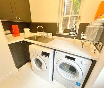 6 bedroom property to rent - Photo 4