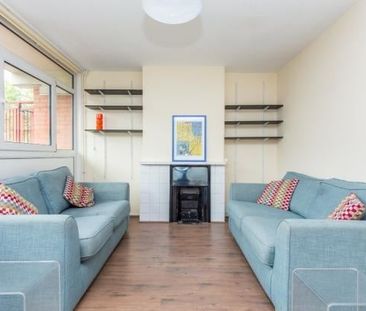 3 Bed Flat, Calgary Court, SE16 - Photo 4