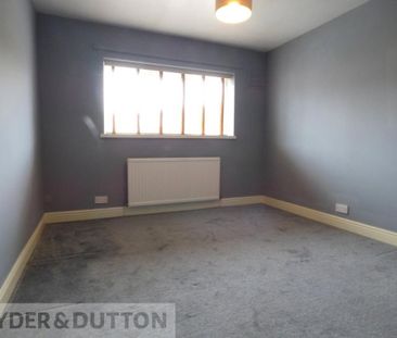 2 bedroom end of terrace house to rent - Photo 3