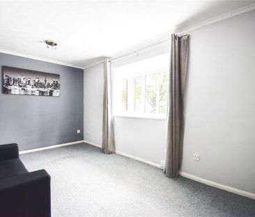 Well presented studio apartment to rent in Cherry Hinton offering e... - Photo 1