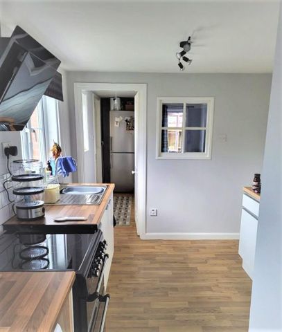 2 bedroom detached house to rent - Photo 4