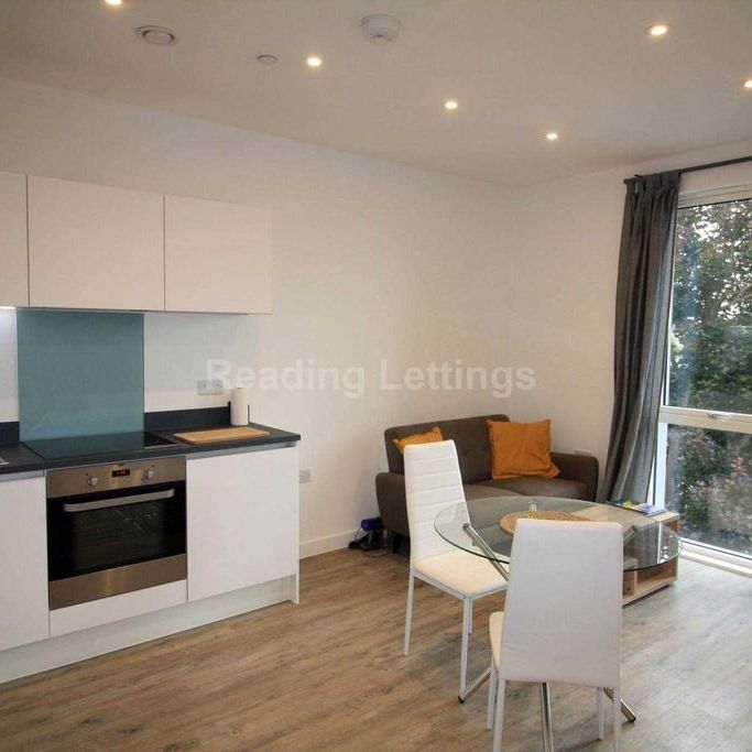 1 bedroom apartment to rent - Photo 1