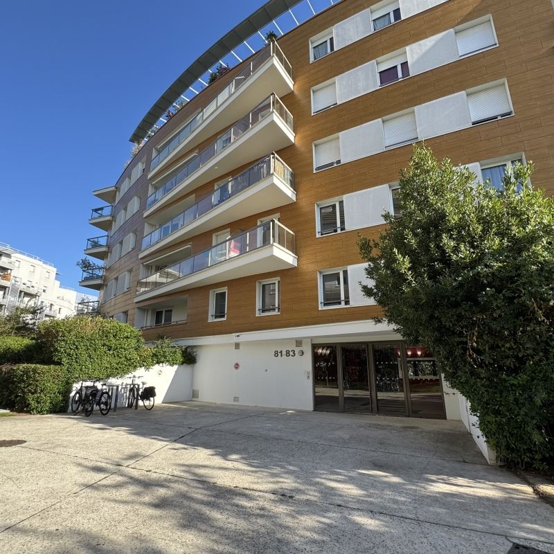 2 PIECES ISSY LES MOULINEAUX - Photo 2