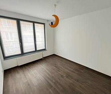 Verhuur appartement 3 kamers, 123m² - Photo 4