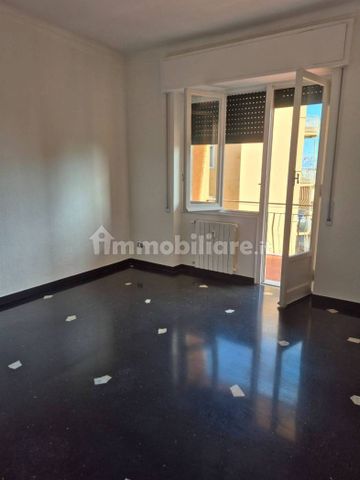 Trilocale salita Cataldi 20b, Sestri Ponente, Genova - Photo 2