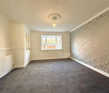 Tredis Close, Monk Bretton, Barnsley, S71 - Photo 2