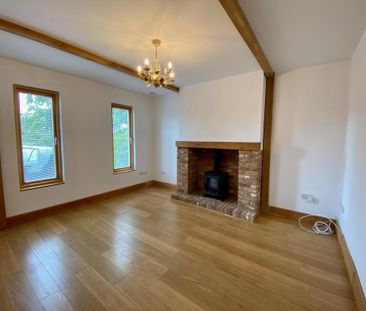 4 bedroom detached house to rent - Photo 3