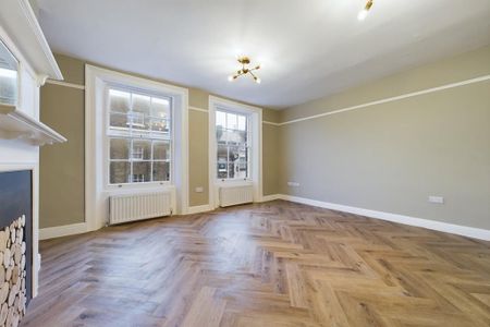 2 bedroom maisonette to rent - Photo 2