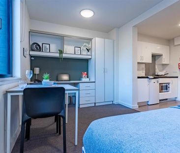 1 bedroom in a flat share to rent - Photo 5