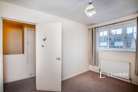 3 bedroom terraced house to rent - Photo 3