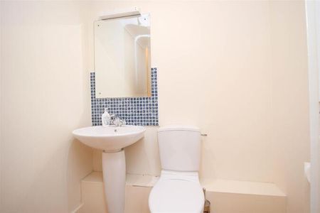 Friday Bridge, Berkley Street - Photo 4