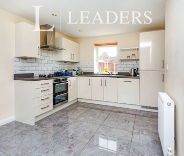 3 bedroom house to rent Mayflower Street, Buckingham, Buckinghamshi... - Photo 4