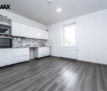 Pronájem domu 120 m², Praha 10 - Strašnice - Photo 3
