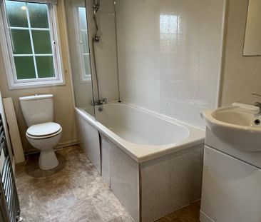 2 bedroom property to rent - Photo 3