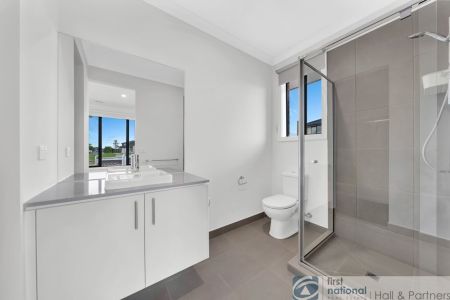 61 Positano Circuit, Berwick - Photo 3