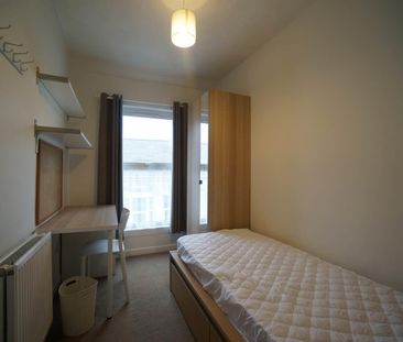 7 College Road - Photo 6