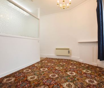 Glencairn Park Road, Cheltenham GL50 2ND - Photo 5