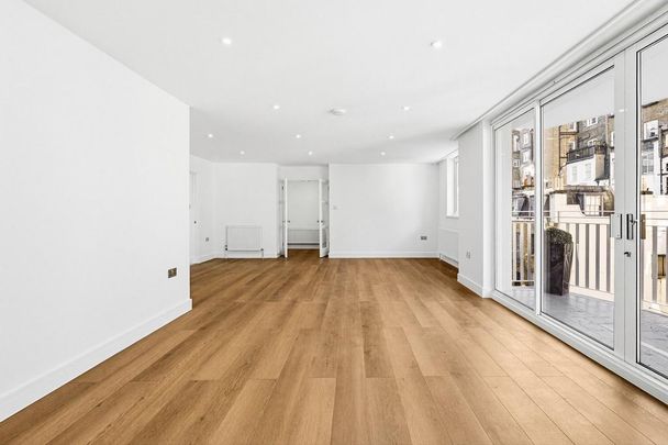 3 bedroom flat to rent - Photo 1