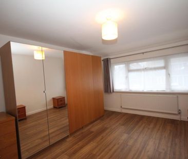 3 bedroom semi-detached house to rent - Photo 6