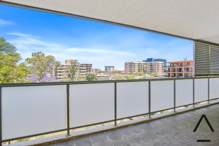 Spacious Apartment with Sun-Filled Living & Alfresco Entertaining - Photo 3