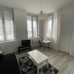 Location Appartement 1 pièces 19 m2 à Saint-Quentin - Photo 1