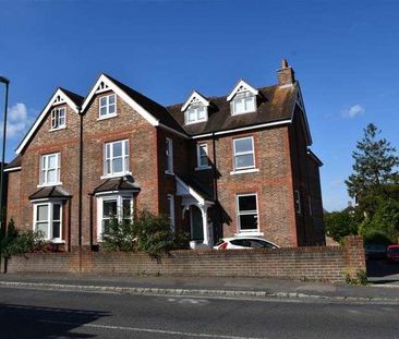 Bedroom Ground Floor Apartment In Billingshurst, RH14 - Photo 5