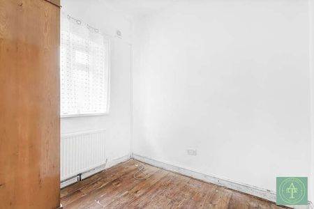 Elm Park Road, N21 - Photo 2