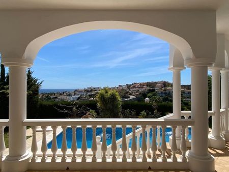 4 bedroom luxury Villa for rent in Mijas Costa, Andalusia - Photo 4