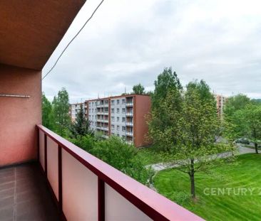 Podnájem rekonstruovaného bytu 1+kk s lodžií, ul. Slezská Třinec - Photo 3