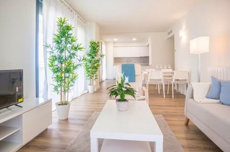 Passeig de la Zona Franca, Barcelona, Catalonia - Photo 3