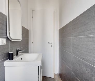 Via Annibale Caretta, Milan, Lombardy 20131 - Photo 2