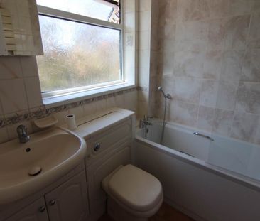 North Worle, Weston-super-Mare, North Somerset - Photo 3