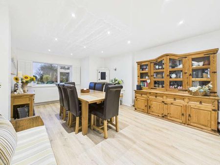 Chinnor Road, Bledlow, Buckinghamshire, HP27 - Photo 5