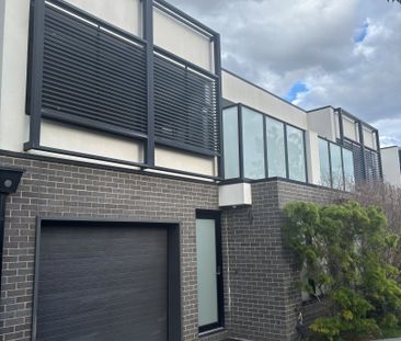 2/59 Miller Street, Thornbury VIC 3071 - Townhouse For Rent | Domain - Photo 6