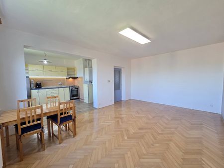 Pronájem bytu 3+1 87 m² - Фото 3