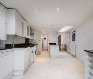 4 bedroom terraced house to rent - Photo 1