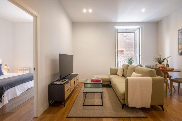 Calle de San Pedro - Photo 1