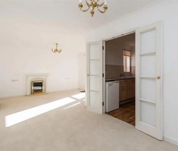 1 bed flat to rent in Bristol Road, Selly Oak, Birmingham - Photo 4