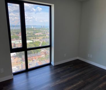 For Lease - 15 Queen Street Unit# 1907, Hamilton, Ontario - Photo 5