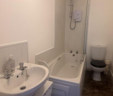 2 bed apartment to rent Pelham Avenue, DE7 - Photo 4