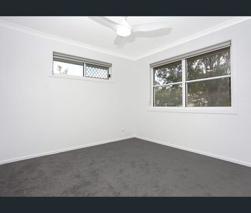 Freshly renovated townhouse - Photo 4