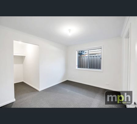21b Scott Road, Smithfield Plains, SA 5114 - Photo 1
