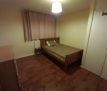 Room in a Shared Flat, Lockwood Square, SE16 - Photo 6