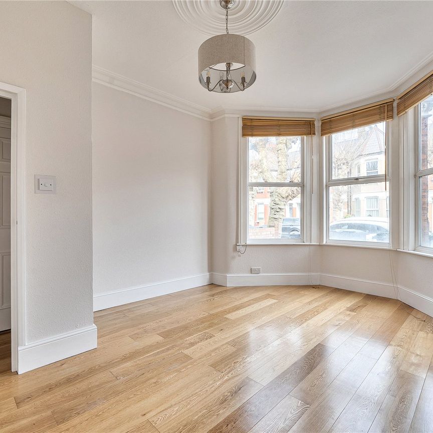 Langham Road, N15, London - Photo 1