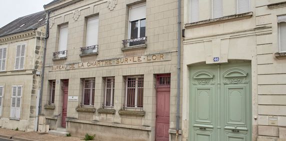 Appartement LA CHARTRE SUR LE LOIR T3 - Photo 2