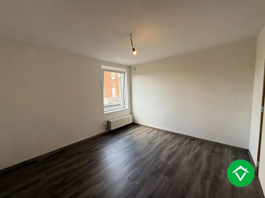Woning met twee slaapkamers en bureau te Roeselare - Photo 1